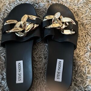 Steve Madden slides